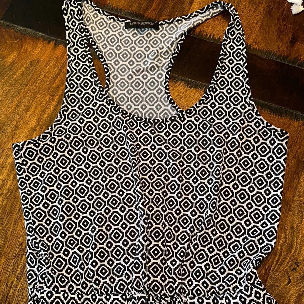 Banana Republic Elegant Black and White Geometric long Dress EUC